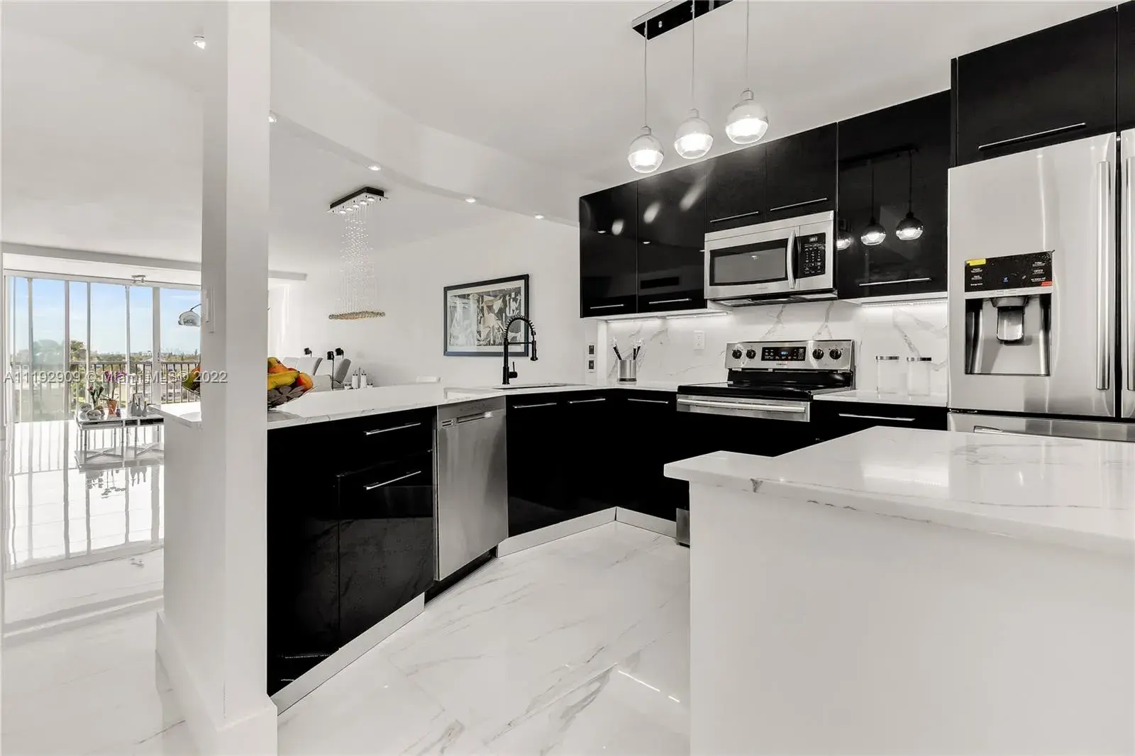 2 bedroom 1 bath for sale at 1750 NE 191st St # 2, Miami FL 33179