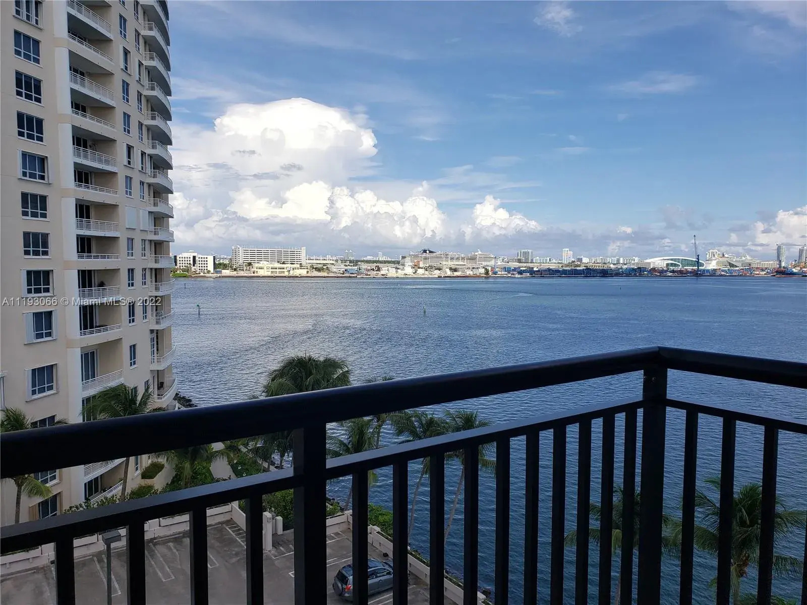 540 Brickell Key Dr # 928, Miami FL 33131