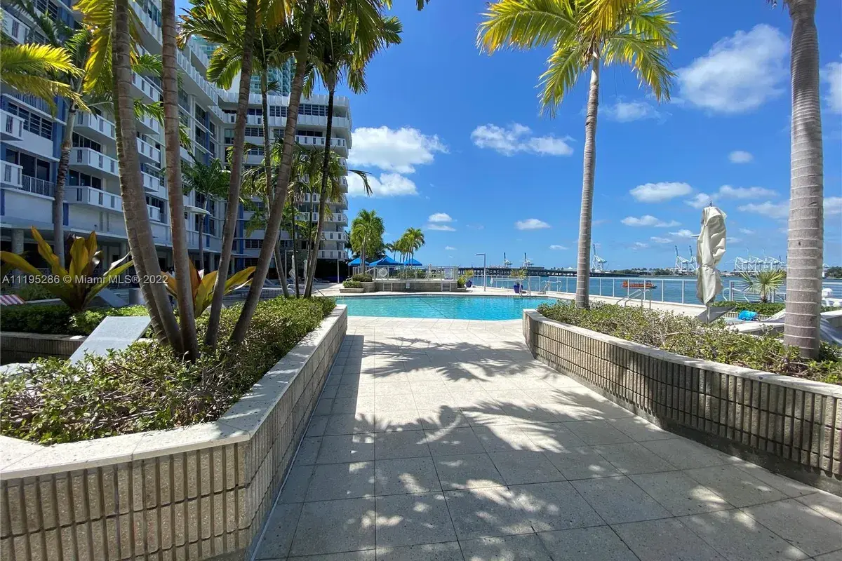 800 West Ave # 338, Miami Beach FL 33139