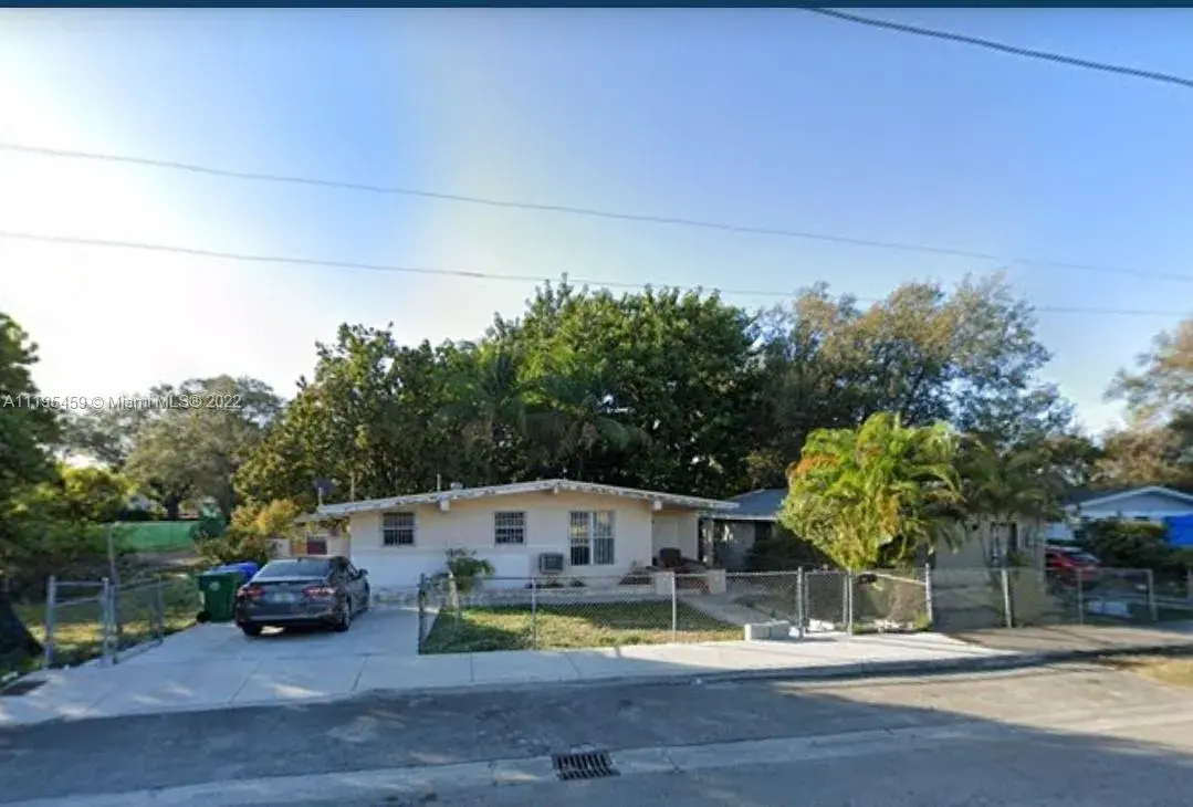 2 bedroom 1 bath Residential Lease for rent at 248 NW 75th St, Miami FL 33150