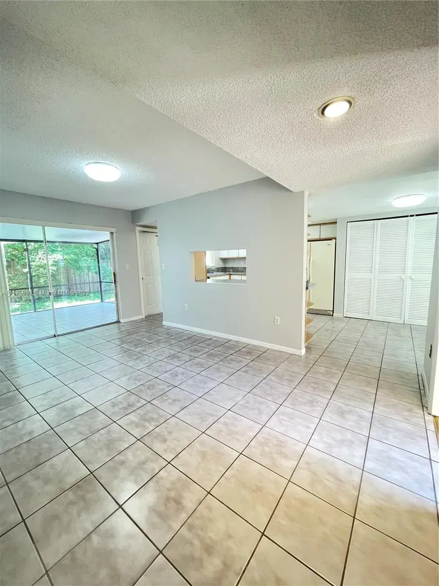 11551 SW 81st Ter, Miami FL 33173