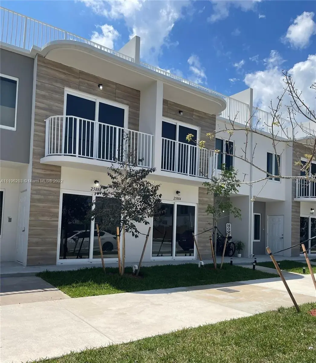 25876 SW 144th Ave, Homestead FL 33032