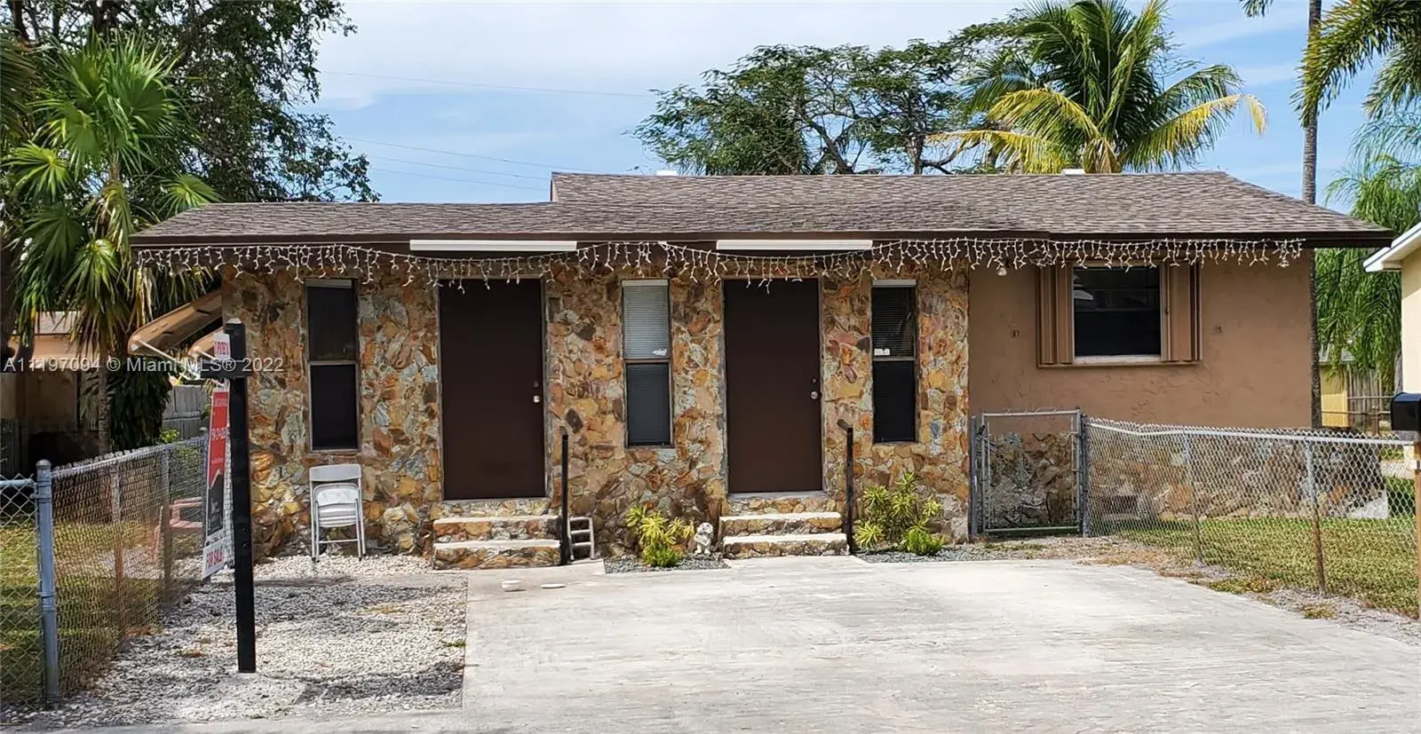 Residential Income for sale at 1913 Harding St, Hollywood FL 33020