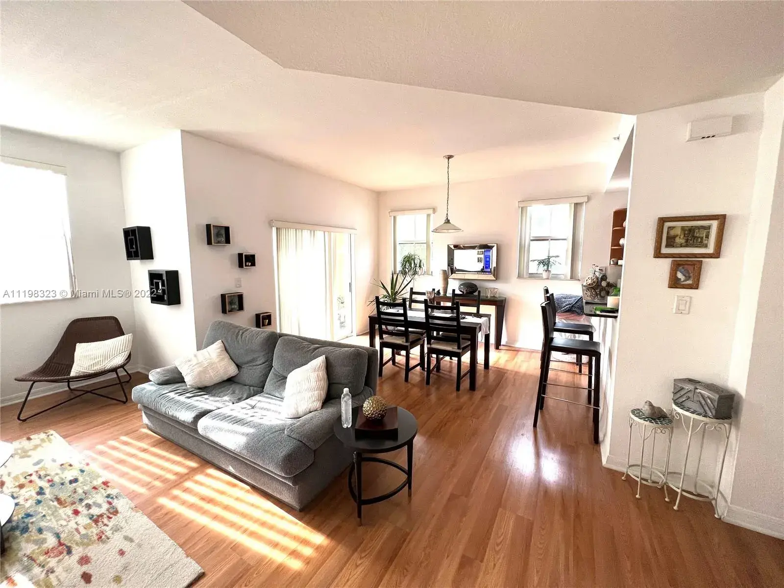 3 bedroom 2 bath Residential Lease for rent at 8900 NW 107th Ct # 3, Doral FL 33178