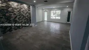 7521 Bounty Ave, North Bay Village FL 33141