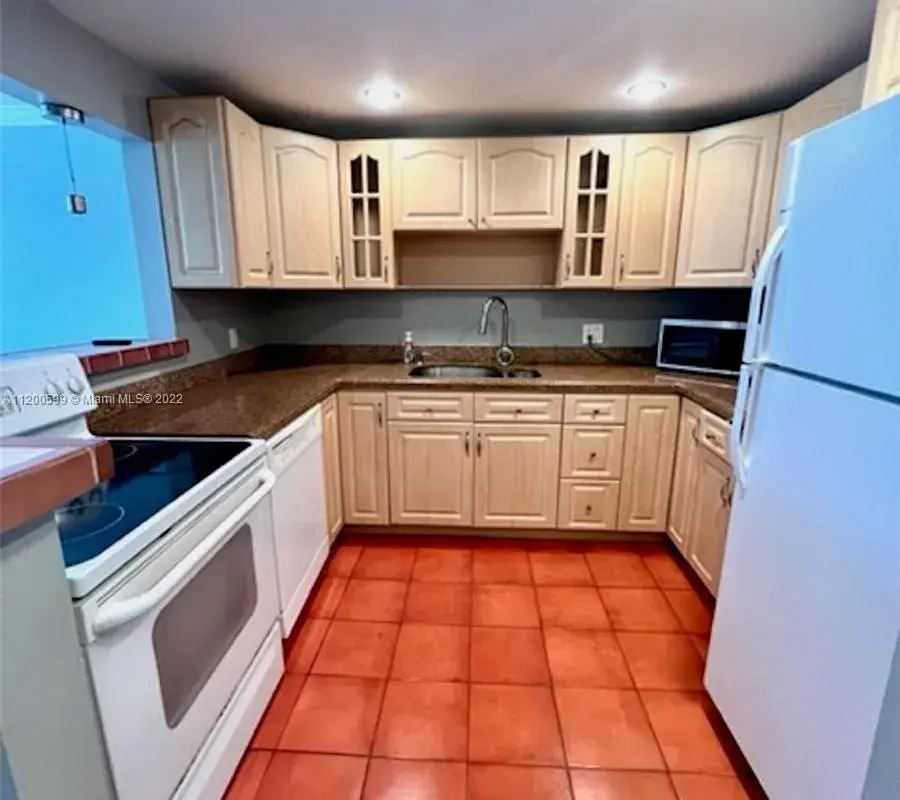 1228 West Ave # 811, Miami Beach FL 33139