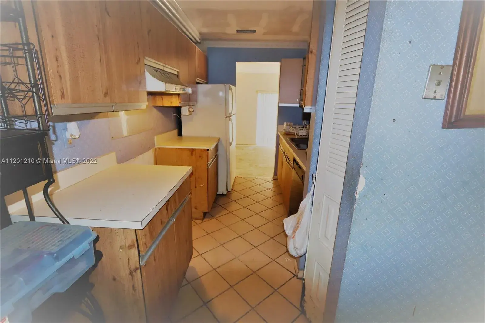 8223 NW 8th St # 11, Plantation FL 33324