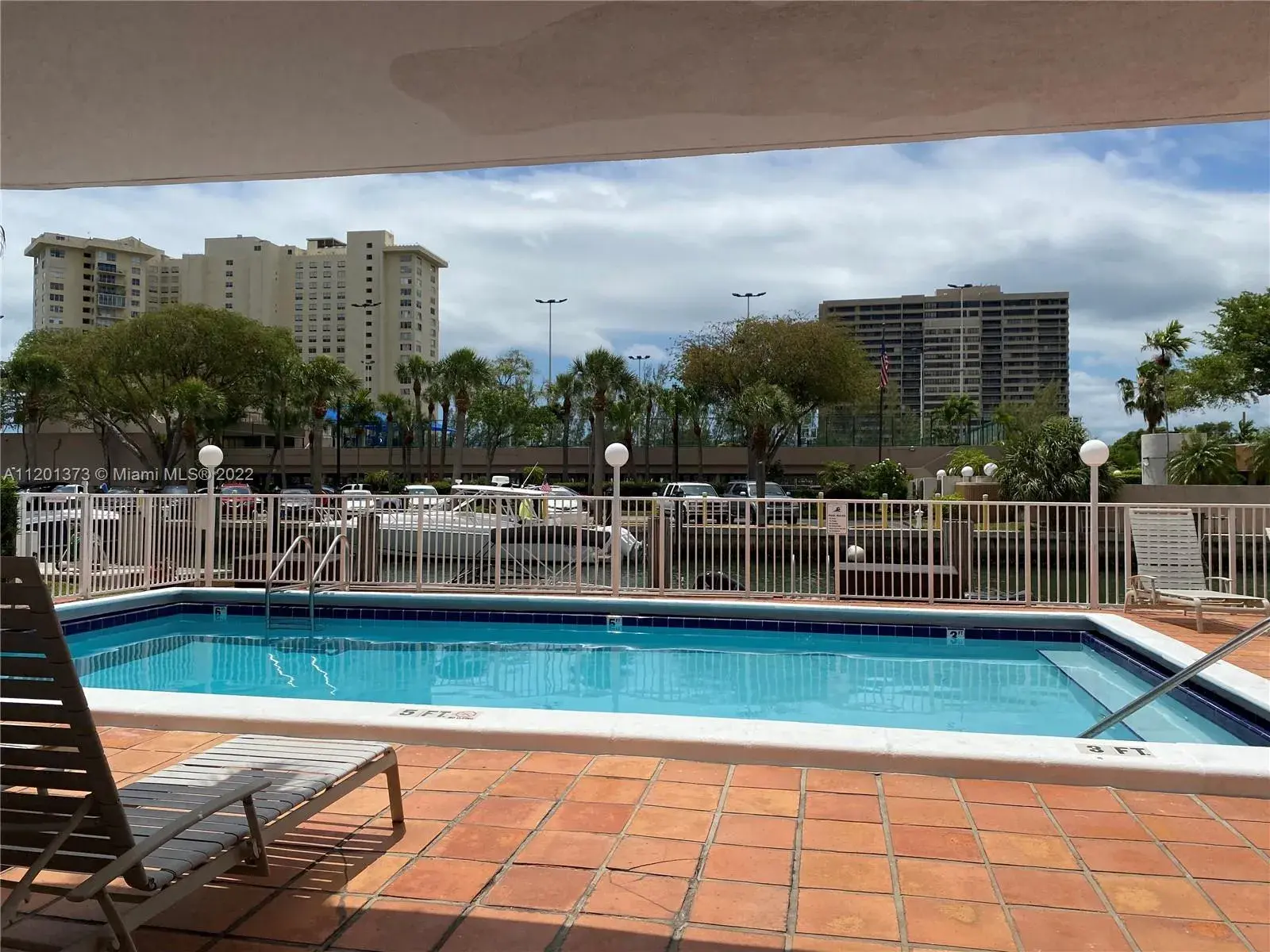 1650 NE 115th St # 609, Miami FL 33181