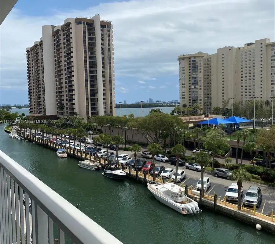 1650 NE 115th St # 609, Miami FL 33181