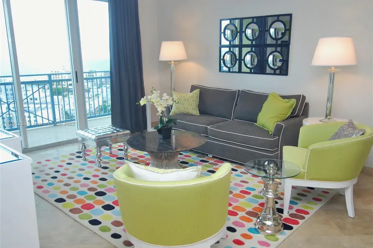90 Alton Rd # 2403, Miami Beach FL 33139