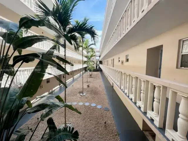 410 SE 2nd St # 223, Hallandale Beach FL 33009