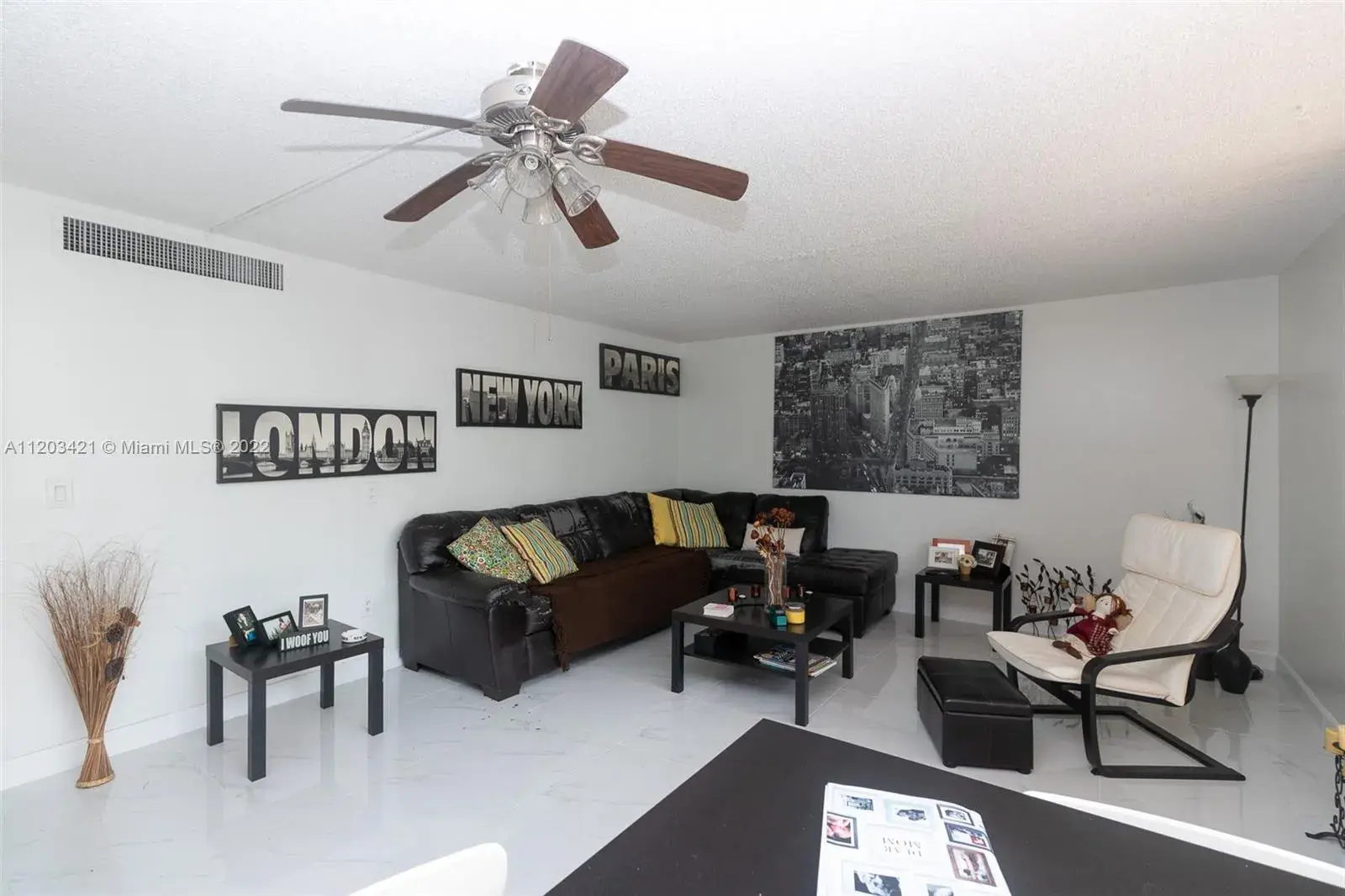 3 bedroom 2 bath Residential for sale at 20301 NE 30th Ave # 5, Aventura FL 33180