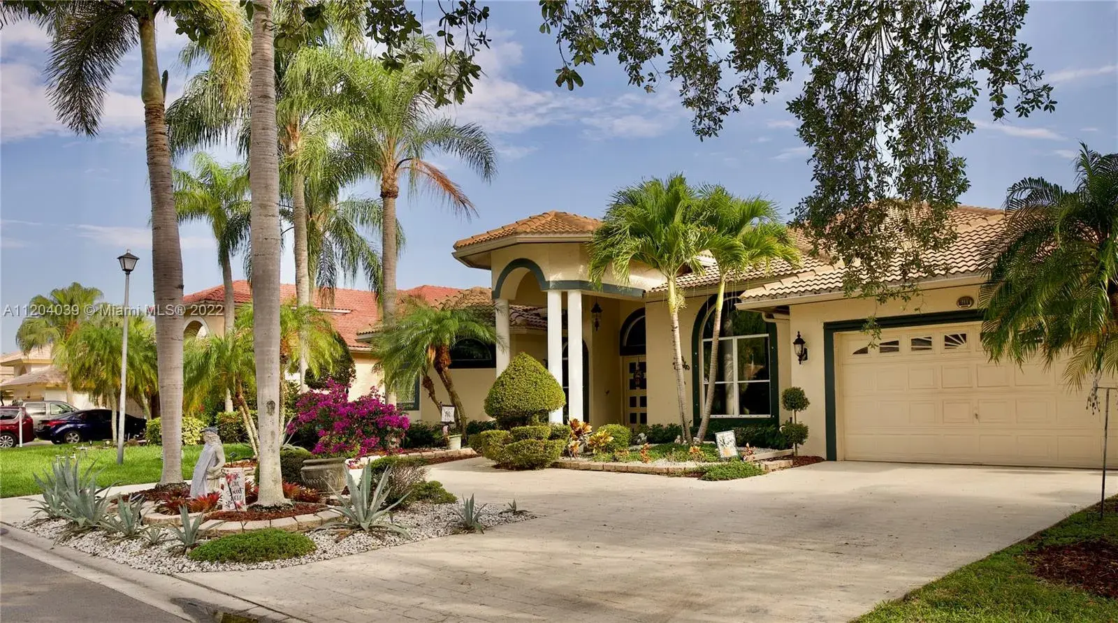 8489 NW 43rd Ct, Coral Springs FL 33065