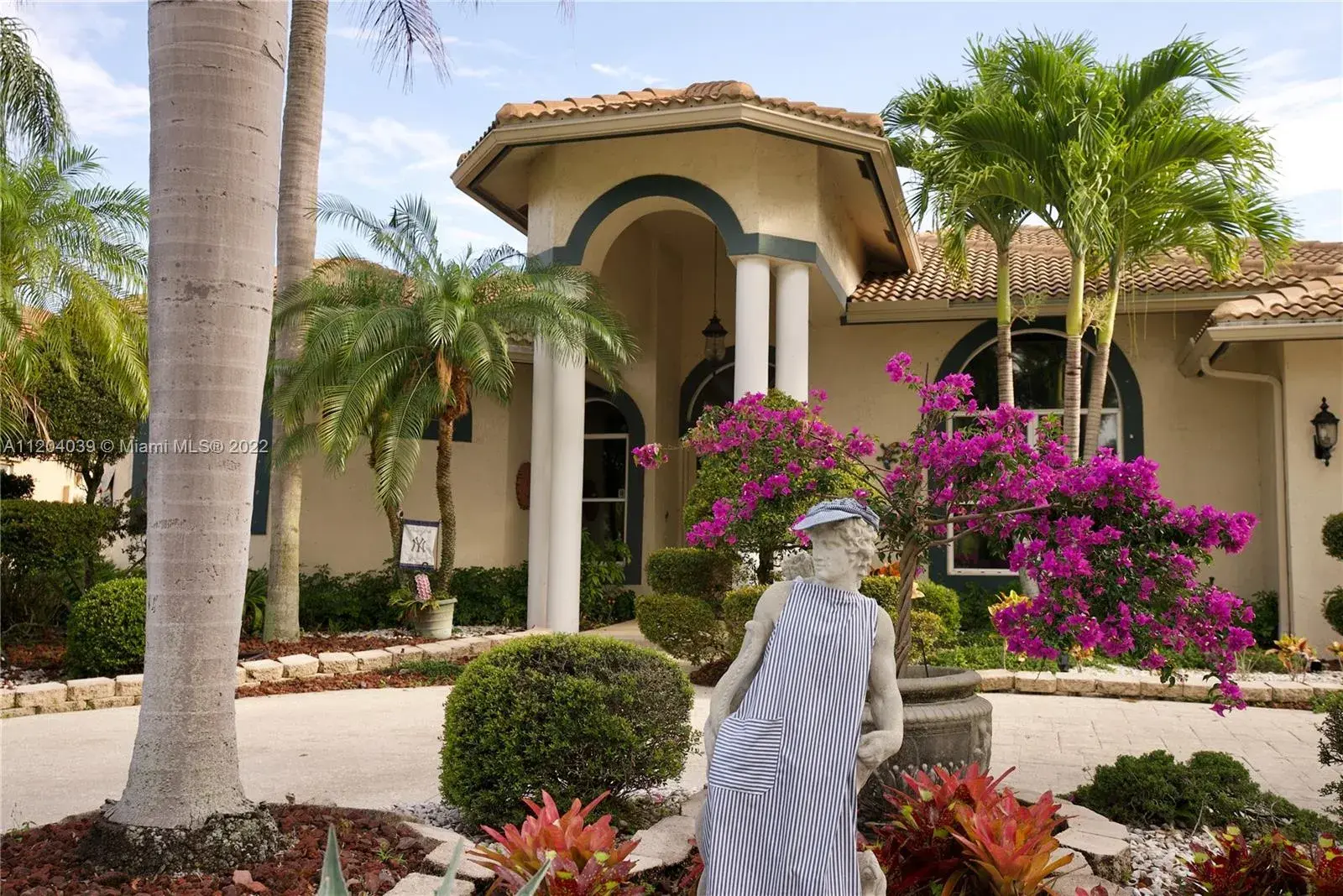 8489 NW 43rd Ct, Coral Springs FL 33065