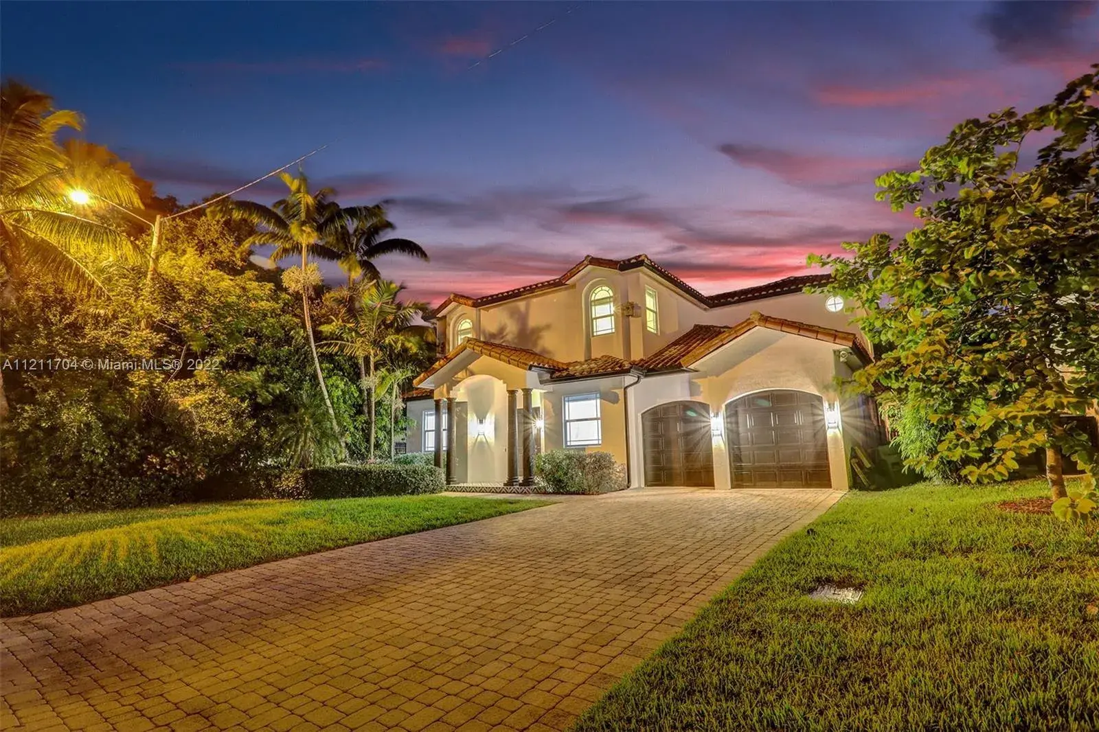 6 bedroom 5 bath Residential for sale at 1207 SW 21st St, Fort Lauderdale FL 33315
