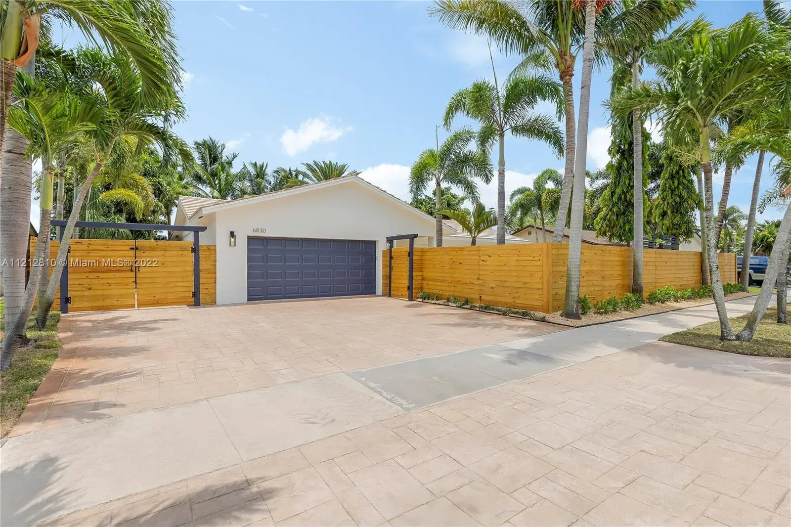 2 bedroom 2 bath Residential for sale at 6830 NW 23rd Ter, Fort Lauderdale FL 33309