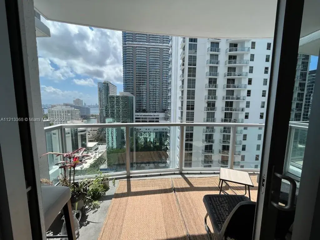 1050 Brickell Ave # 2106, Miami FL 33131