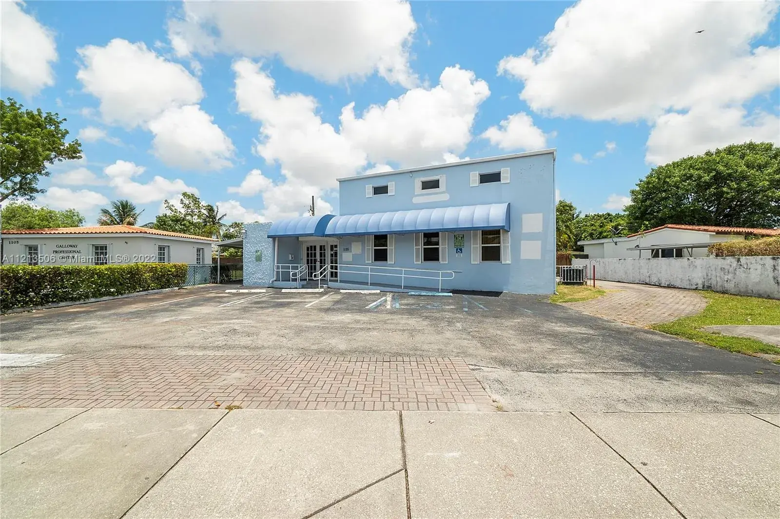 Commercial Sale for sale at 1125 SW 87th Ave, Miami FL 33174