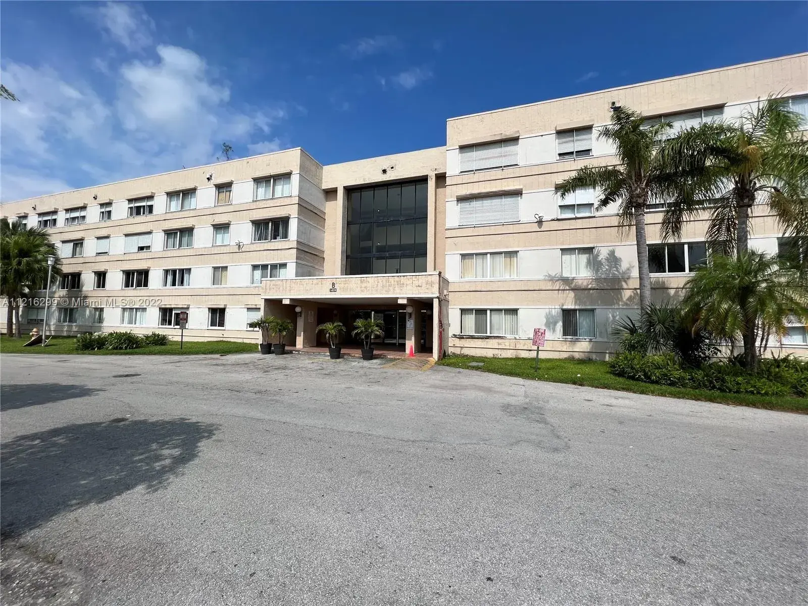 14850 Naranja Lakes Blvd, Homestead FL 33032