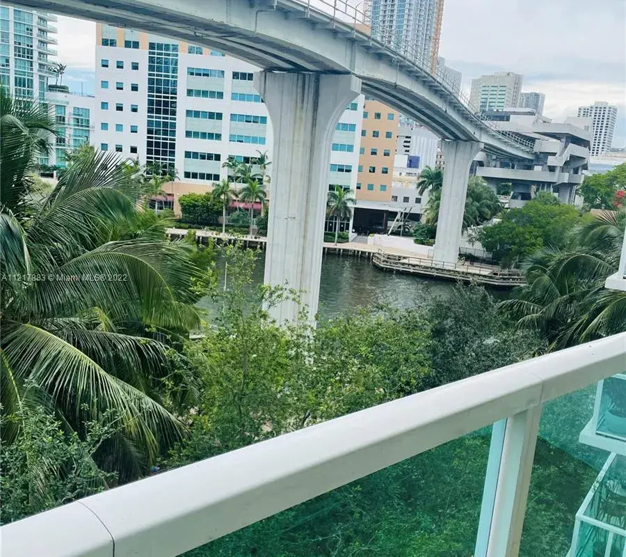 31 SE 5th St # 505, Miami FL 33131