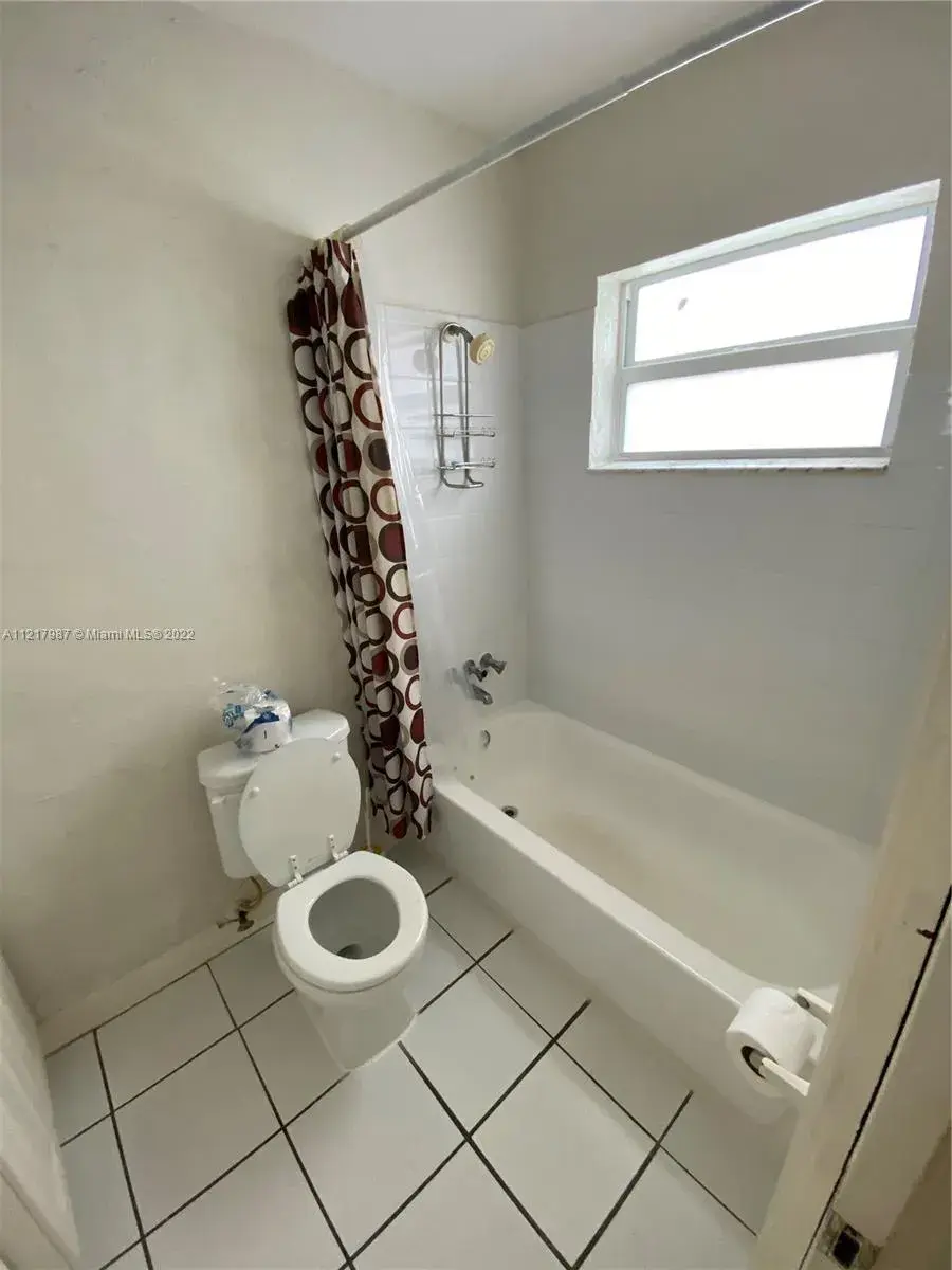 262 SW 23rd St # 3, Fort Lauderdale FL 33315