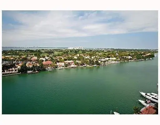 2 bedroom 2 bath for sale at 5600 Collins Ave # 16G, Miami Beach FL 33140