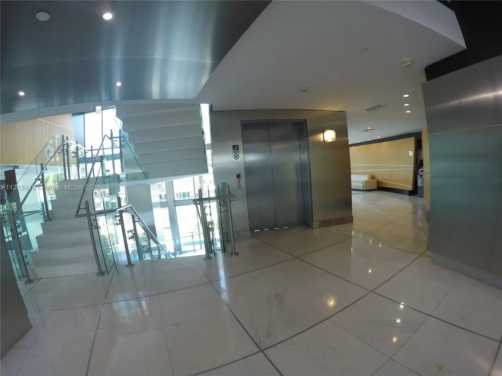 2950 NE 188th St # 446, Aventura FL 33180