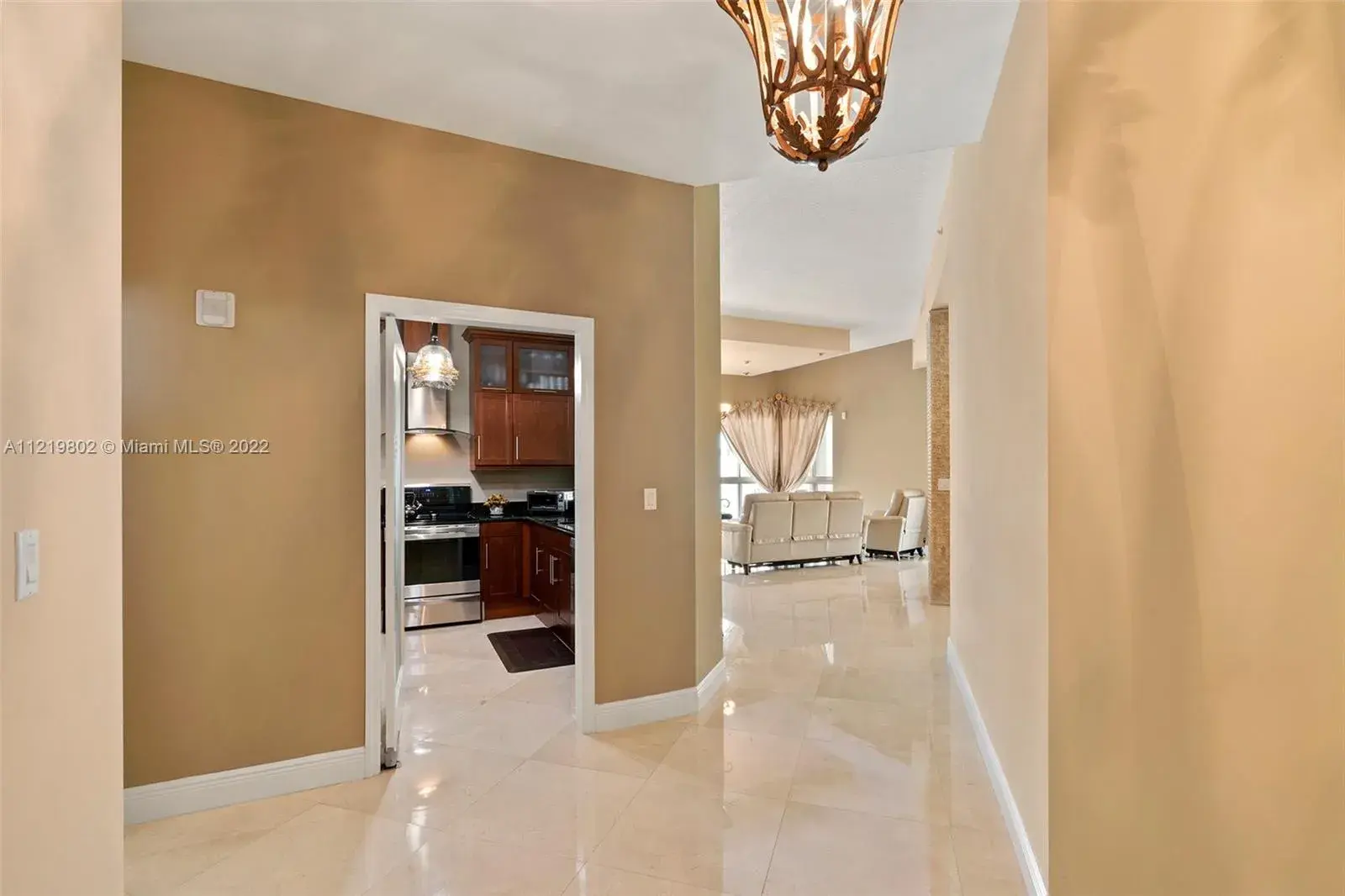 7285 SW 90th St # D719, Miami FL 33156