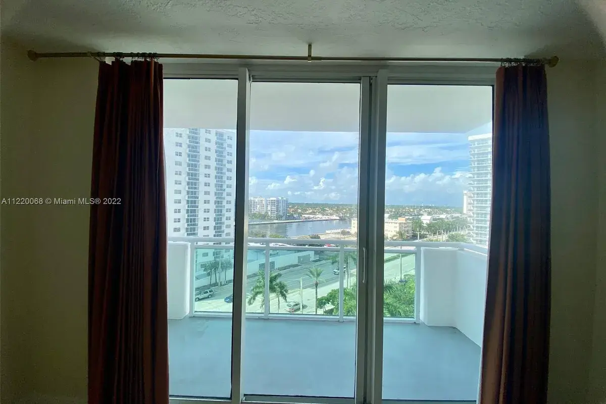 3001 S Ocean Dr # 829, Hollywood FL 33019