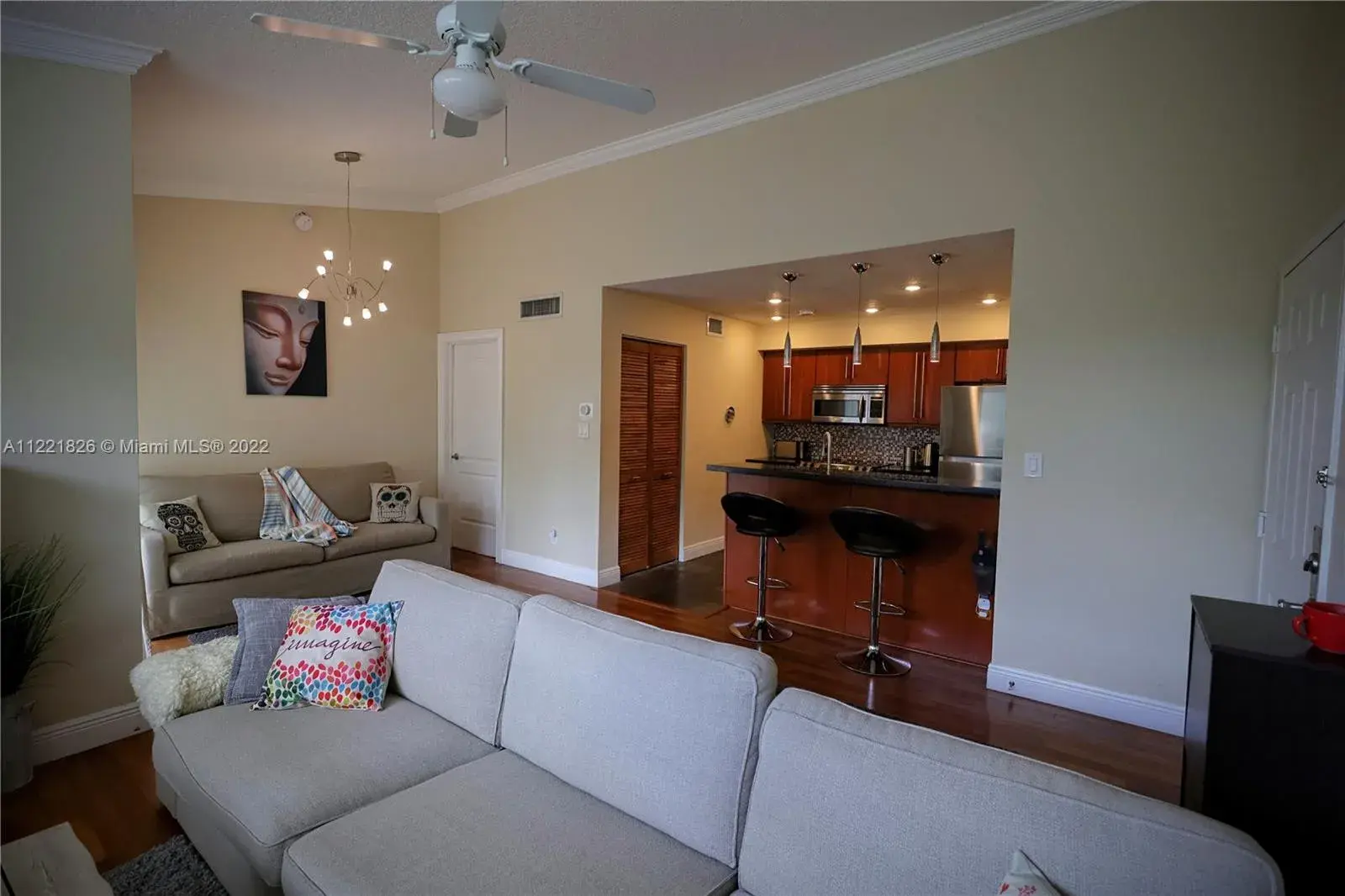 550 S PARK RD # 8, Hollywood FL 33021
