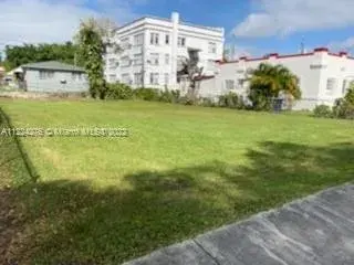 Commercial Land for sale at 512 SW 6th Ave, Miami FL 33130