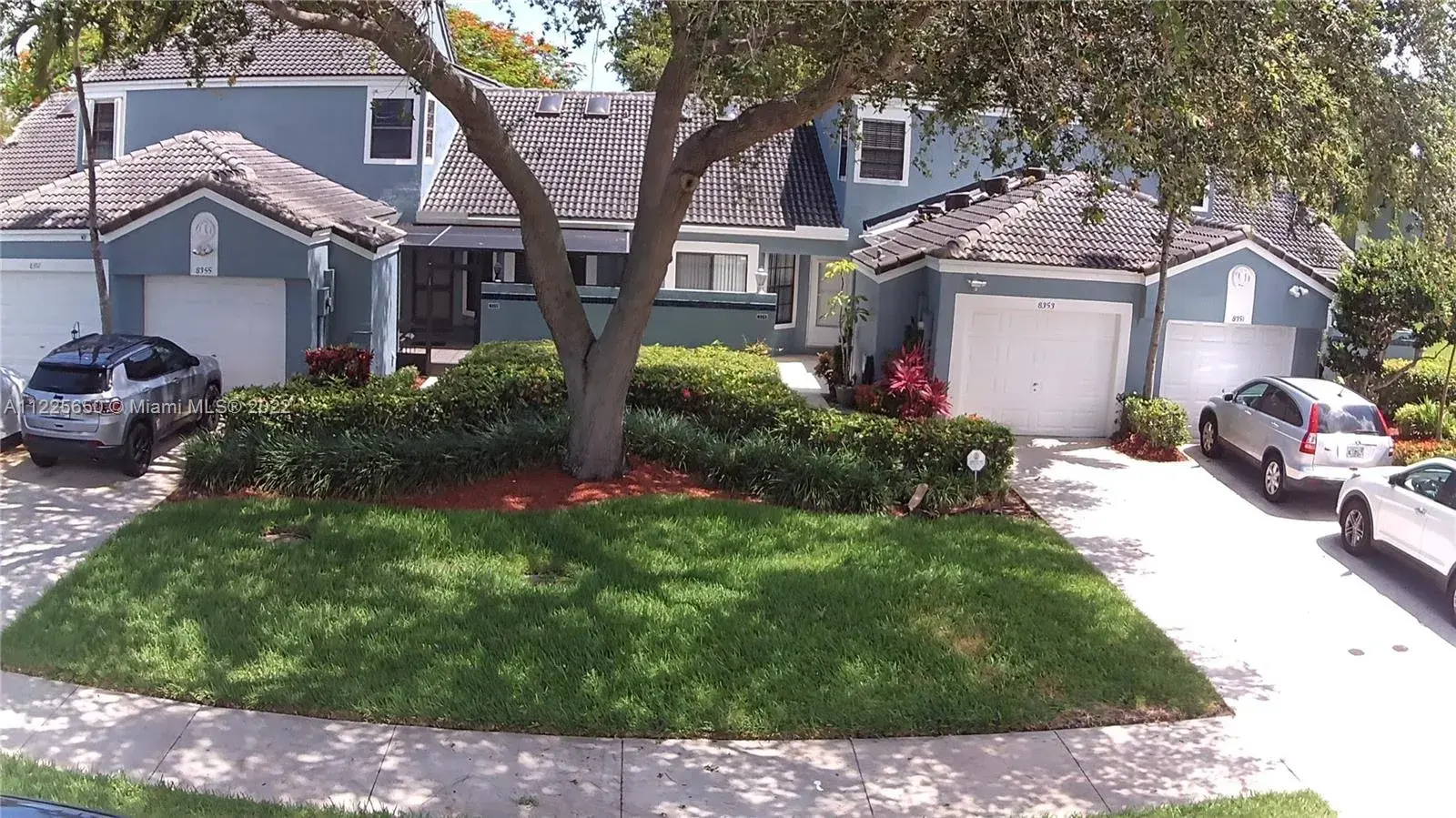 3 bedroom 2 bath Residential for sale at 8353 Waterford Ave, Tamarac FL 33321