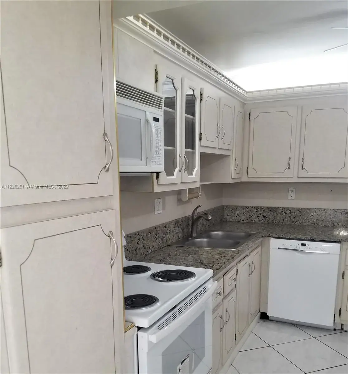 1833 S Ocean Dr # 808, Hallandale Beach FL 33009