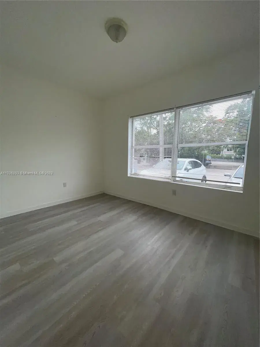 576 NE 63rd St # 2, Miami FL 33138
