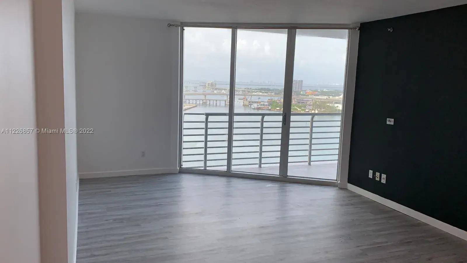 335 S BISCAYNE BLVD # 2010, Miami FL 33131