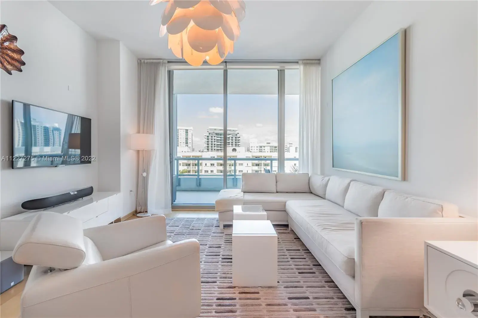 2 bedroom 2 bath for sale at 6799 Collins Ave # 412, Miami Beach FL 33141