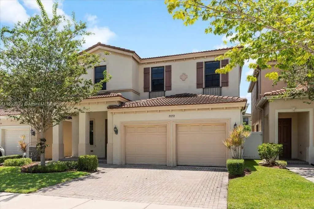 5 bedroom 3 bath Residential for sale at 19252 NE 9th Pl, Miami FL 33179