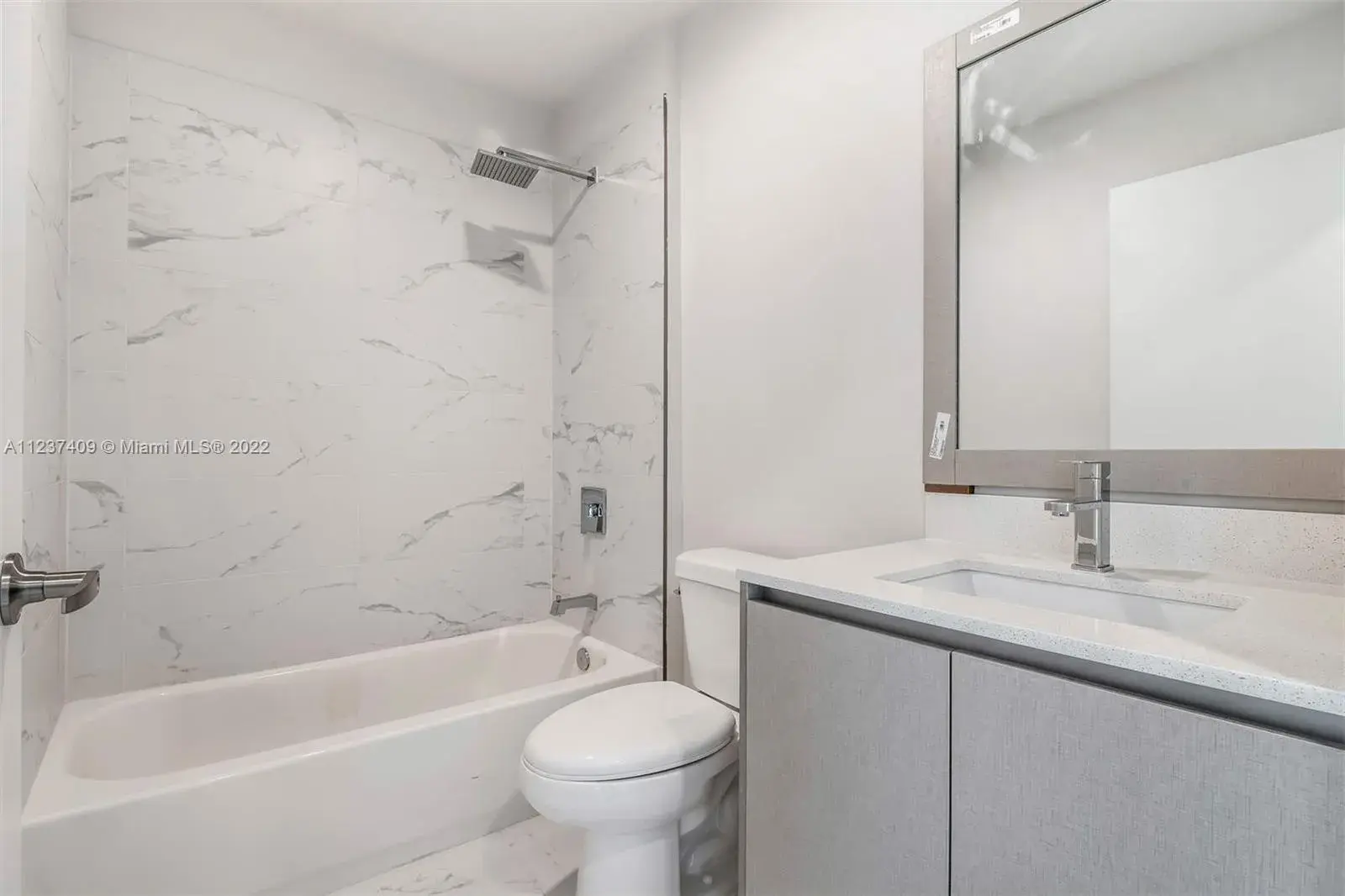 2505 NE 193rd St # 4217, Miami FL 33180