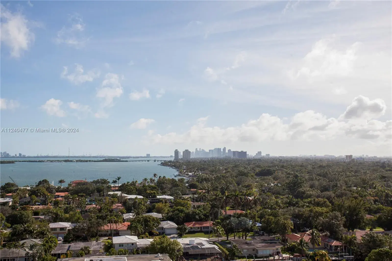 2000 Towerside Ter # 1608, Miami FL 33138