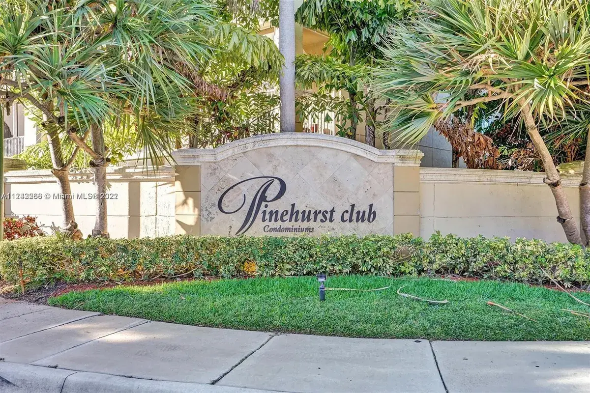 450 S Park Rd # 303, Hollywood FL 33021
