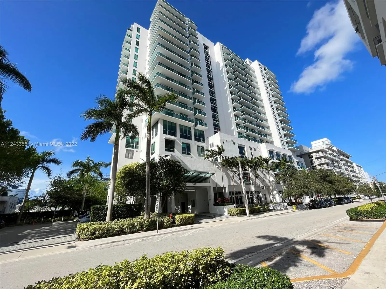 1 bedroom 1 bath Residential Lease for rent at 333 NE 24th St # 1907, Miami FL 33137
