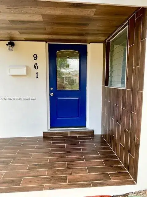 961 NW 200th St, Miami Gardens FL 33169