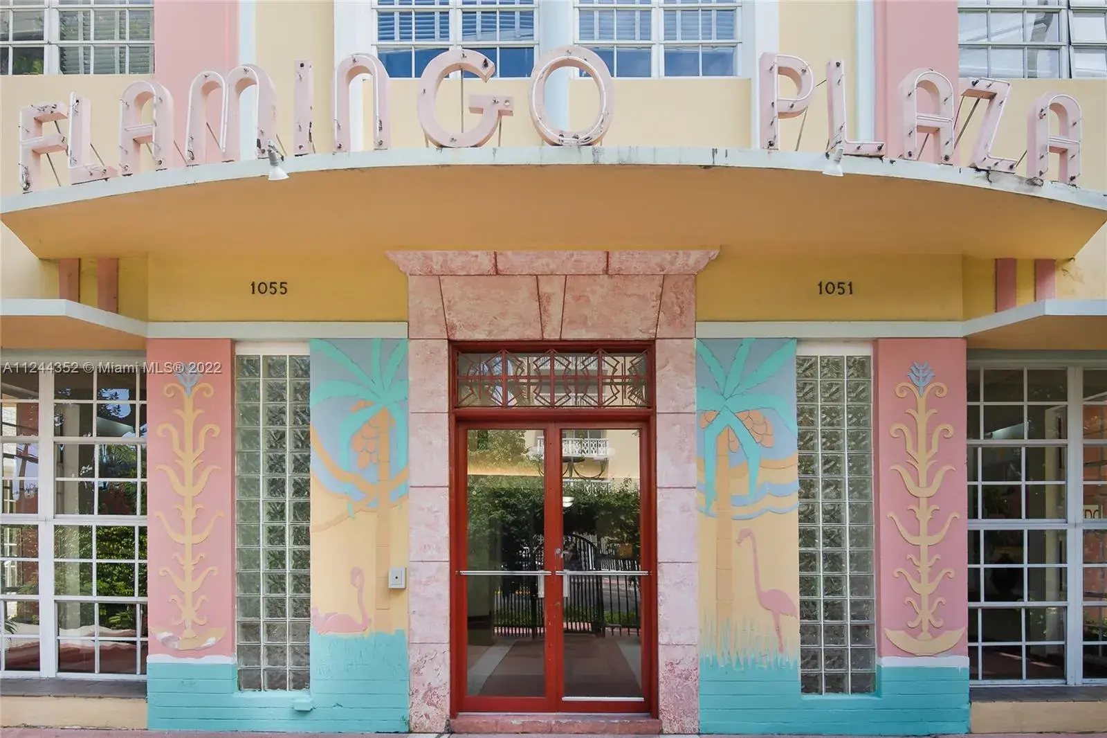 1 bedroom 1 bath Residential for sale at 1051 Meridian Ave # 1M, Miami Beach FL 33139