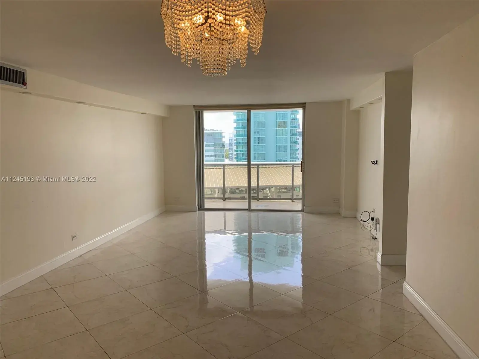 6039 Collins Ave # 1129, Miami Beach FL 33140