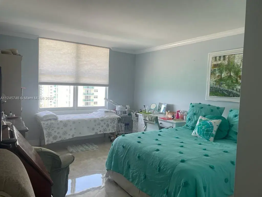 3725 S Ocean Dr # 1402, Hollywood FL 33019