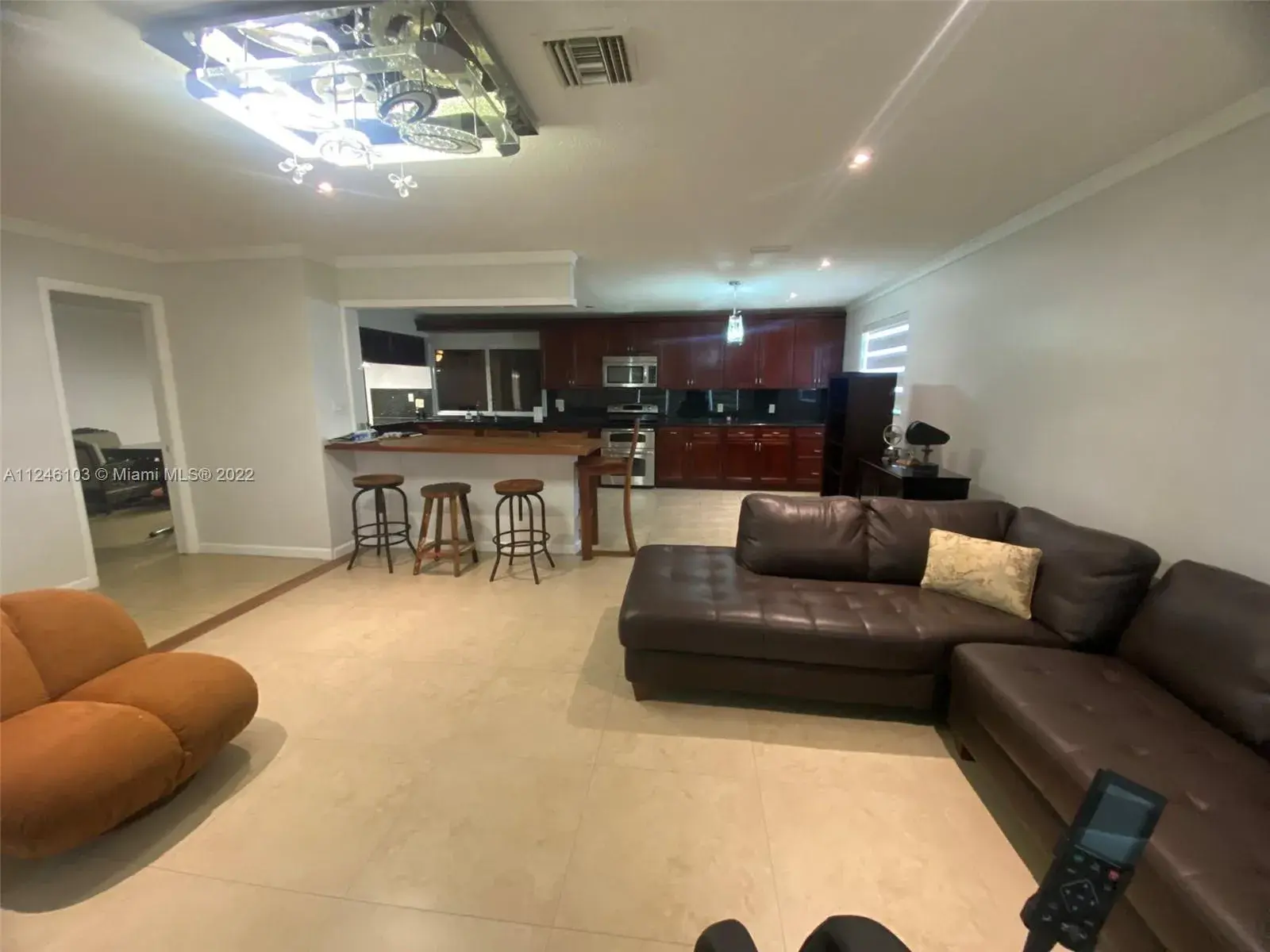 2210 N 54th Ave, Hollywood FL 33021