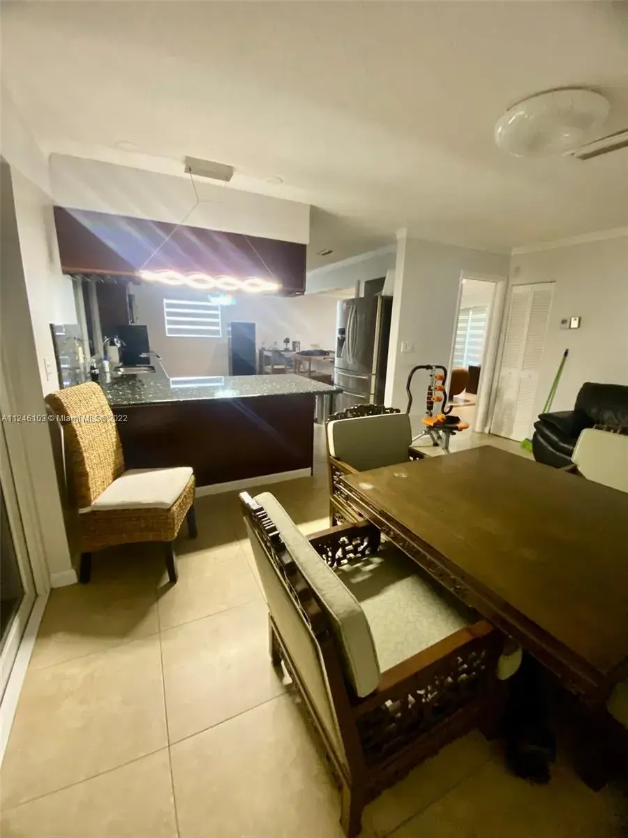 2210 N 54th Ave, Hollywood FL 33021