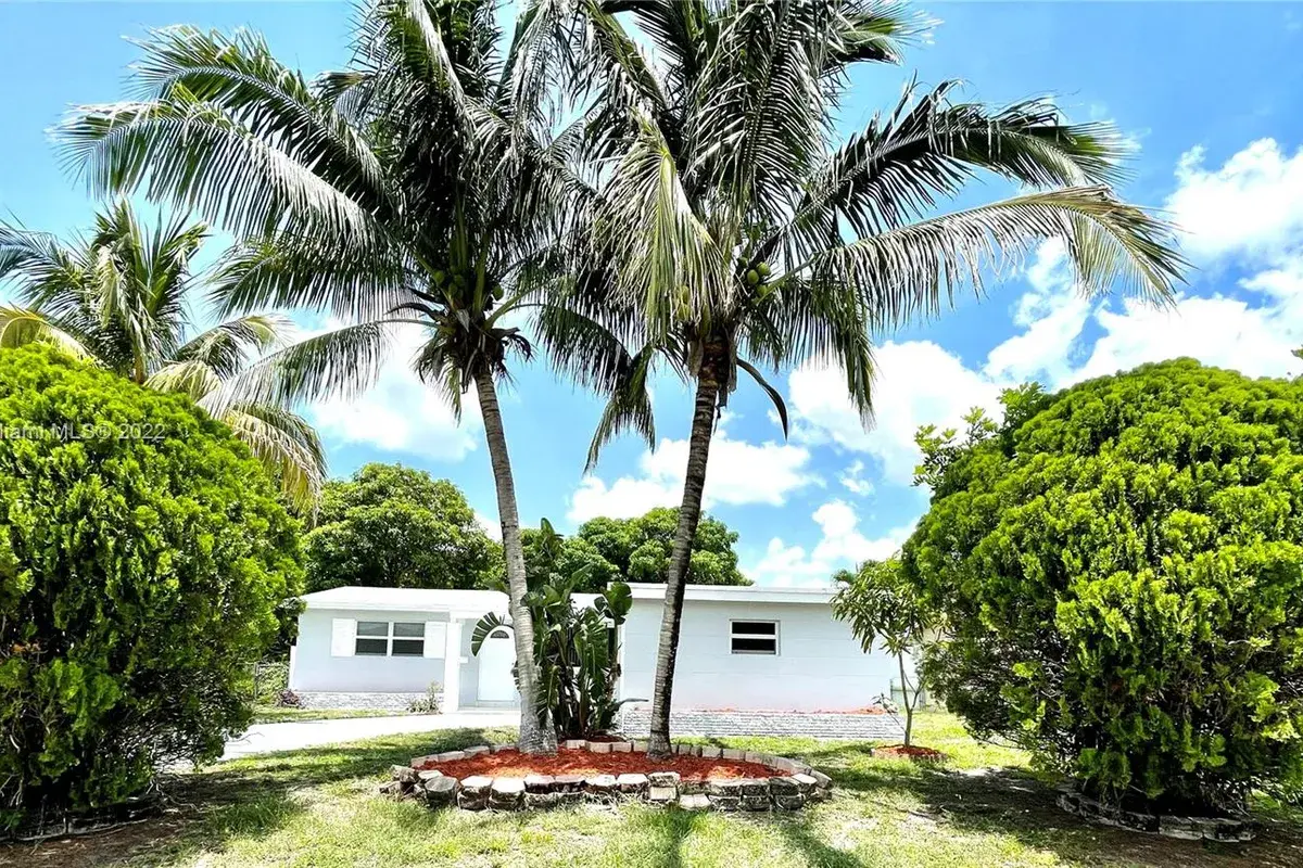 1020 N 74th Ter, Hollywood FL 33024