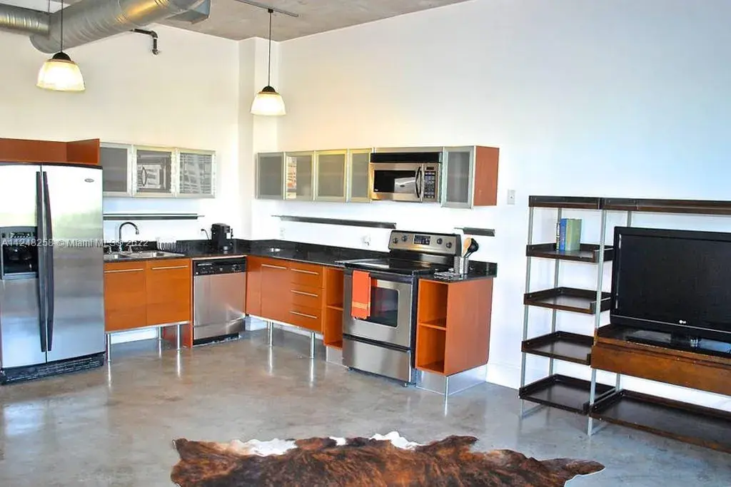 10 SW South River Dr # 810, Miami FL 33130