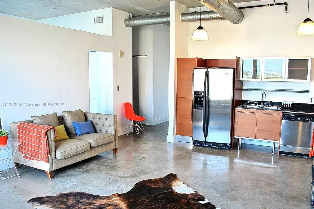 10 SW South River Dr # 810, Miami FL 33130